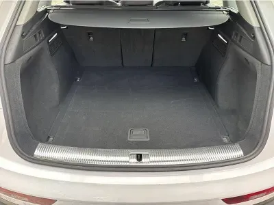 BIAŁY SUV AUDI Q5 z 2022 r., DIESEL, skrzynia biegów AUTOMATYCZNA 163KM, zdjęcie 15 z 19