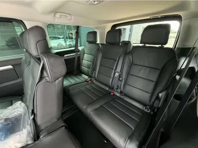 CZARNY VAN CITROEN SPACETOURER z 2026 r., DIESEL, skrzynia biegów AUTOMATYCZNA 180KM, zdjęcie 2 z 19