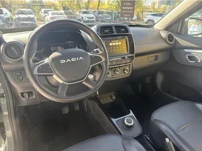 ZIELONY SUV DACIA SPRING ELECTIC z 2022 r., ELEKTRYCZNY, skrzynia biegów AUTOMATYCZNA 45KM, zdjęcie 9 z 17