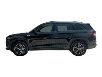 CZARNY SUV SKODA KODIAQ z 2023 r., DIESEL, skrzynia biegów AUTOMATYCZNA 150KM, zdjęcie 10 z 19