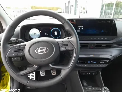ZIELONY CROSSOVER HYUNDAI BAYON z 2025 r., BENZYNA, skrzynia biegów MANUALNA 101KM, zdjęcie 3 z 13