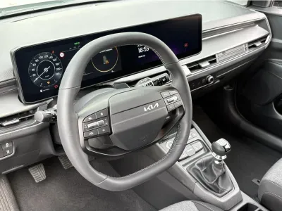 ZIELONY HATCHBACK KIA STONIC z 2026 r., BENZYNA, skrzynia biegów MANUALNA 100KM, zdjęcie 10 z 14