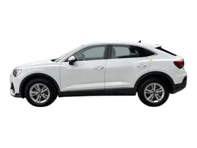 BIAŁY SUV AUDI Q3 z 2022 r., BENZYNA, skrzynia biegów AUTOMATYCZNA 150KM, zdjęcie 9 z 19