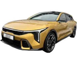 ZŁOTY HATCHBACK KIA K4 z 2025 r., BENZYNA, skrzynia biegów AUTOMATYCZNA 180KM, zdjęcie główne