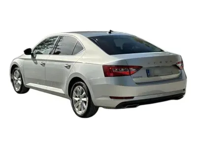 SREBRNY HATCHBACK SKODA SUPERB z 2023 r., BENZYNA, skrzynia biegów AUTOMATYCZNA 280KM, zdjęcie 19 z 19