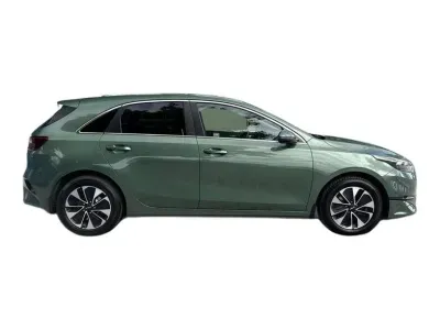 ZIELONY HATCHBACK KIA CEED z 2024 r., BENZYNA, skrzynia biegów AUTOMATYCZNA 140KM, zdjęcie 5 z 19