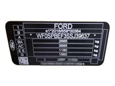 ŻÓŁTY HATCHBACK FORD CAPRI z 2025 r., ELEKTRYCZNY, skrzynia biegów AUTOMATYCZNA 210KM, zdjęcie 19 z 28