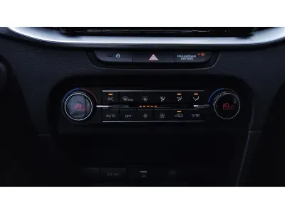 BORDOWY CROSSOVER KIA XCEED z 2026 r., BENZYNA, skrzynia biegów AUTOMATYCZNA 150KM, zdjęcie 18 z 19