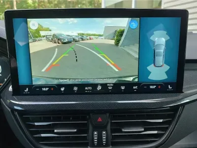 CZARNY KOMBI FORD FOCUS TURNIER z 2025 r., HYBRYDA/BENZYNA, skrzynia biegów AUTOMATYCZNA 155KM, zdjęcie 14 z 17