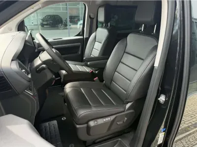 CZARNY VAN CITROEN SPACETOURER z 2026 r., DIESEL, skrzynia biegów AUTOMATYCZNA 180KM, zdjęcie 13 z 19