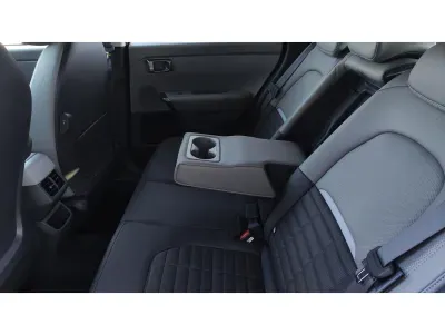 SREBRNY SUV KIA SELTOS z 2026 r., BENZYNA, skrzynia biegów AUTOMATYCZNA 180KM, zdjęcie 7 z 18