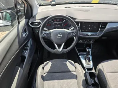 SREBRNY SUV OPEL CROSSLAND X z 2022 r., BENZYNA, skrzynia biegów AUTOMATYCZNA 130KM, zdjęcie 14 z 19