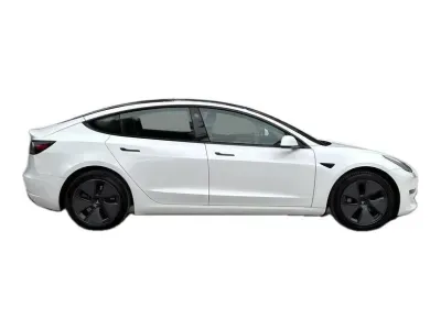 BIAŁY SEDAN TESLA MODEL 3 z 2023 r., ELEKTRYCZNY, skrzynia biegów AUTOMATYCZNA 306KM, zdjęcie 18 z 19