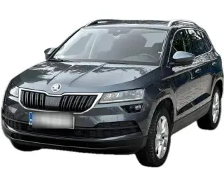 SZARY SUV SKODA KAROQ z 2021 r., BENZYNA, skrzynia biegów AUTOMATYCZNA 150KM, zdjęcie główne