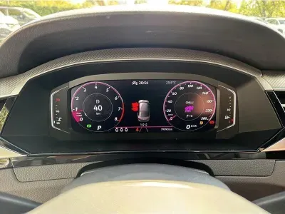 SZARY HATCHBACK VOLKSWAGEN ARTEON z 2022 r., BENZYNA, skrzynia biegów AUTOMATYCZNA 190KM, zdjęcie 9 z 19