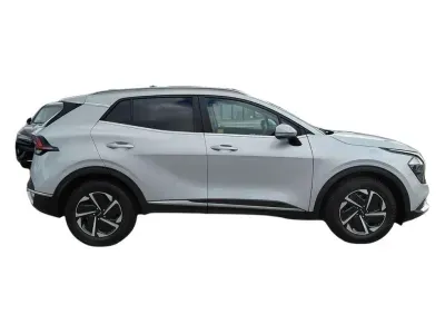 SREBRNY SUV KIA SPORTAGE z 2023 r., BENZYNA, skrzynia biegów AUTOMATYCZNA 110KM, zdjęcie 24 z 25