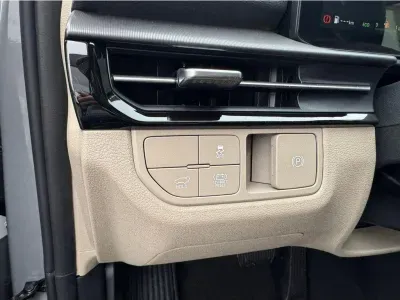 SZARY SUV KIA SPORTAGE z 2026 r., HYBRYDA/BENZYNA, skrzynia biegów AUTOMATYCZNA 176KM, zdjęcie 25 z 25