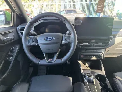 ZIELONY KOMBI FORD FOCUS z 2024 r., BENZYNA, skrzynia biegów AUTOMATYCZNA 280KM, zdjęcie 19 z 19