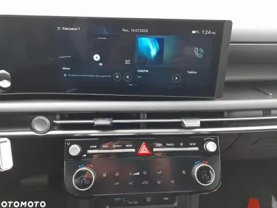 POMARAŃCZOWY SUV HYUNDAI TUCSON z 2025 r., BENZYNA, skrzynia biegów MANUALNA 160KM, zdjęcie 3 z 18