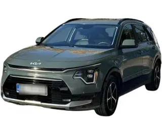 ZIELONY SUV KIA NIRO z 2022 r., HYBRYDA/BENZYNA, skrzynia biegów AUTOMATYCZNA 184KM, zdjęcie główne