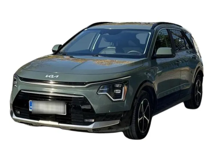 ZIELONY SUV KIA NIRO z 2022 r., HYBRYDA/BENZYNA, skrzynia biegów AUTOMATYCZNA 184KM, zdjęcie główne