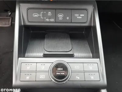 BIAŁY SUV HYUNDAI KONA z 2023 r., BENZYNA, skrzynia biegów AUTOMATYCZNA 199KM, zdjęcie 13 z 14