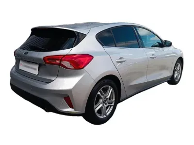 SREBRNY HATCHBACK FORD FOCUS LIM. z 2020 r., BENZYNA, skrzynia biegów MANUALNA 125KM, zdjęcie 18 z 20