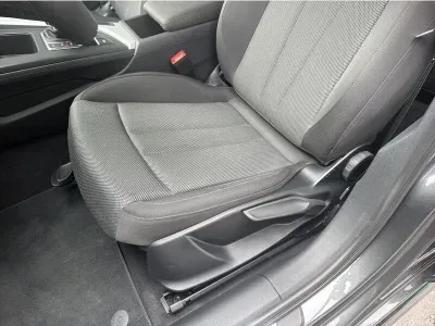 SZARY SEDAN AUDI A4 z 2023 r., BENZYNA, skrzynia biegów AUTOMATYCZNA 150KM, zdjęcie 9 z 19