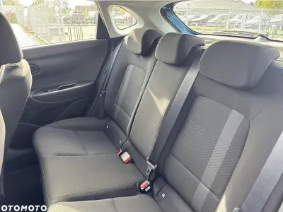 NIEBIESKI HATCHBACK HYUNDAI I20 z 2025 r., BENZYNA, skrzynia biegów AUTOMATYCZNA 101KM, zdjęcie 7 z 17