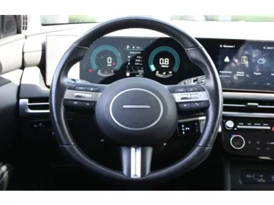 SZARY SUV HYUNDAI TUCSON z 2024 r., BENZYNA, skrzynia biegów AUTOMATYCZNA 159KM, zdjęcie 6 z 16
