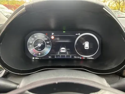 BIAŁY KOMBI KIA CEED z 2023 r., BENZYNA, skrzynia biegów AUTOMATYCZNA 160KM, zdjęcie 12 z 19