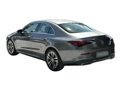 SZARY SEDAN MERCEDES CLASE CLA z 2023 r., BENZYNA, skrzynia biegów AUTOMATYCZNA 150KM, zdjęcie 2 z 18