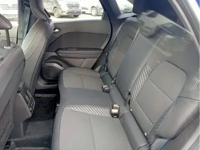 NIEBIESKI SUV RENAULT SYMBIOZ z 2024 r., HYBRYDA/BENZYNA, skrzynia biegów AUTOMATYCZNA 145KM, zdjęcie 4 z 8