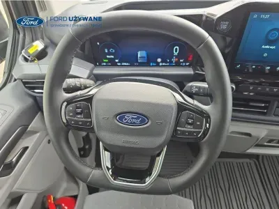 SREBRNY VAN FORD TOURNEO CUSTOM z 2025 r., HYBRYDA/BENZYNA, skrzynia biegów AUTOMATYCZNA 171KM, zdjęcie 2 z 24