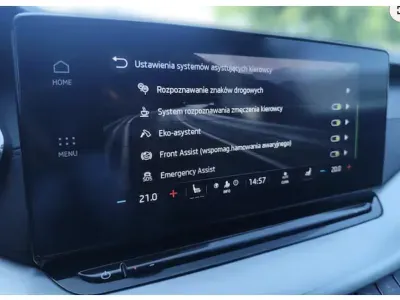 SZARY KOMBI SKODA OCTAVIA IV z 2023 r., DIESEL, skrzynia biegów AUTOMATYCZNA 150KM, zdjęcie 17 z 19