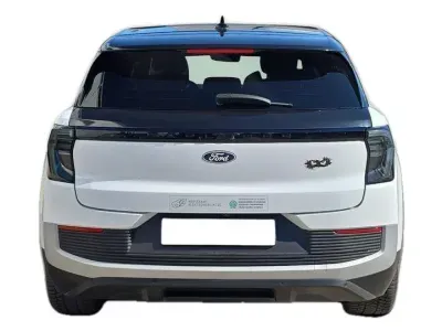 BIAŁY SUV FORD EXPLORER z 2024 r., ELEKTRYCZNY, skrzynia biegów AUTOMATYCZNA 210KM, zdjęcie 2 z 27
