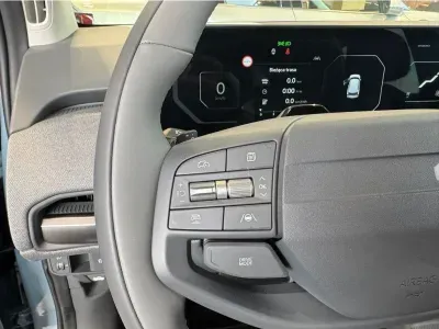 NIEBIESKI SUV KIA EV3 z 2025 r., ELEKTRYCZNY, skrzynia biegów AUTOMATYCZNA 150KM, zdjęcie 18 z 18