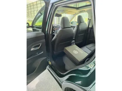 ZIELONY SUV MG ZS HYBRID z 2026 r., HYBRYDA/BENZYNA, skrzynia biegów AUTOMATYCZNA 197KM, zdjęcie 11 z 18