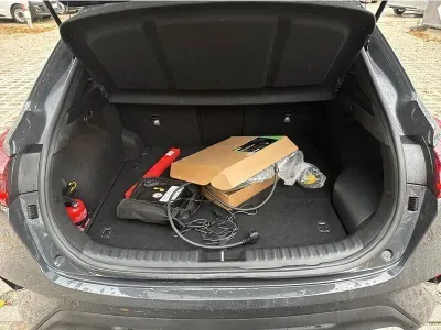 SZARY SUV KIA XCEED z 2024 r., HYBRYDA/BENZYNA, skrzynia biegów AUTOMATYCZNA 141KM, zdjęcie 13 z 19