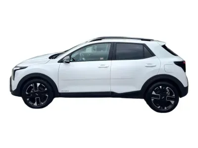 BIAŁY SUV KIA STONIC z 2025 r., HYBRYDA/BENZYNA, skrzynia biegów AUTOMATYCZNA 85KM, zdjęcie 5 z 6