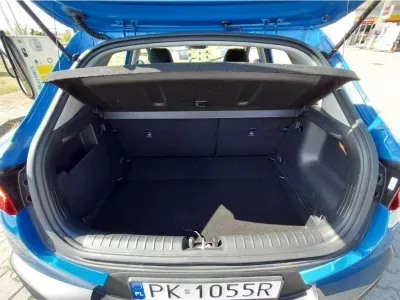 NIEBIESKI SUV KIA STONIC z 2023 r., BENZYNA, skrzynia biegów MANUALNA 75KM, zdjęcie 7 z 24