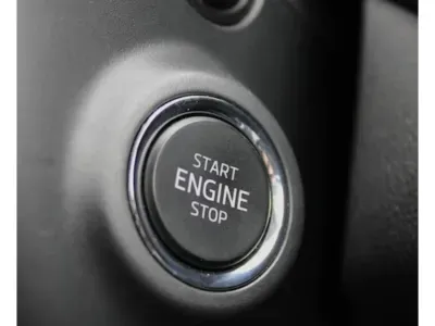 NIEBIESKI SEDAN SKODA OCTAVIA LIM. z 2023 r., BENZYNA, skrzynia biegów MANUALNA 150KM, zdjęcie 9 z 20