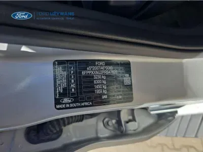 SREBRNY SUV FORD RANGER z 2024 r., DIESEL, skrzynia biegów AUTOMATYCZNA 125KM, zdjęcie 19 z 25