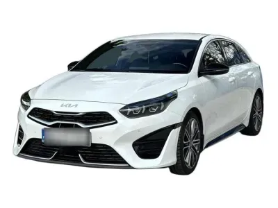 BIAŁY KOMBI KIA PROCEED z 2023 r., BENZYNA, skrzynia biegów AUTOMATYCZNA 160KM, zdjęcie główne