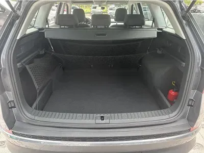 SZARY SUV SKODA KODIAQ z 2022 r., BENZYNA, skrzynia biegów AUTOMATYCZNA 150KM, zdjęcie 18 z 19