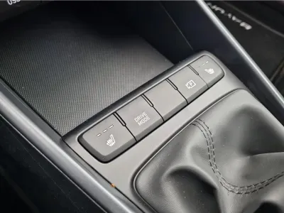 NIEBIESKI SUV HYUNDAI BAYON z 2026 r., BENZYNA, skrzynia biegów MANUALNA 90KM, zdjęcie 8 z 17