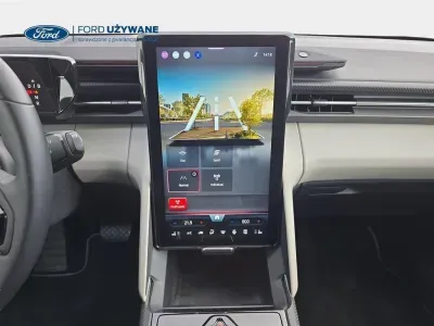 ŻÓŁTY HATCHBACK FORD CAPRI z 2025 r., ELEKTRYCZNY, skrzynia biegów AUTOMATYCZNA 210KM, zdjęcie 17 z 28