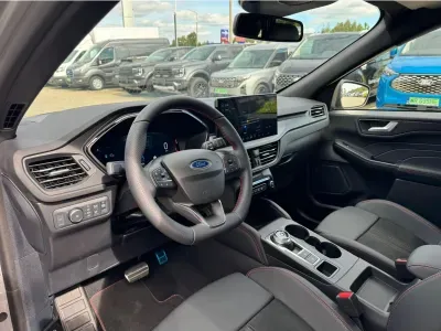 SZARY SUV FORD KUGA z 2026 r., BENZYNA, skrzynia biegów AUTOMATYCZNA 180KM, zdjęcie 8 z 14