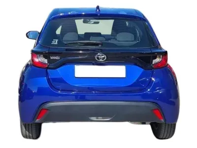 NIEBIESKI HATCHBACK TOYOTA YARIS z 2024 r., BENZYNA, skrzynia biegów MANUALNA 92KM, zdjęcie 11 z 28
