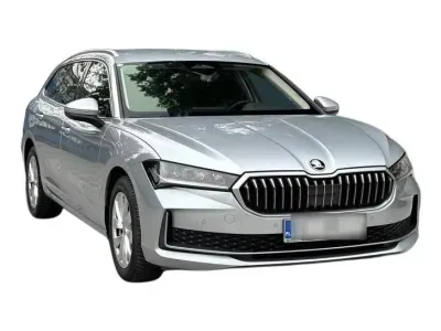 SREBRNY KOMBI SKODA SUPERB COMBI z 2025 r., BENZYNA, skrzynia biegów AUTOMATYCZNA 150KM, zdjęcie 10 z 19